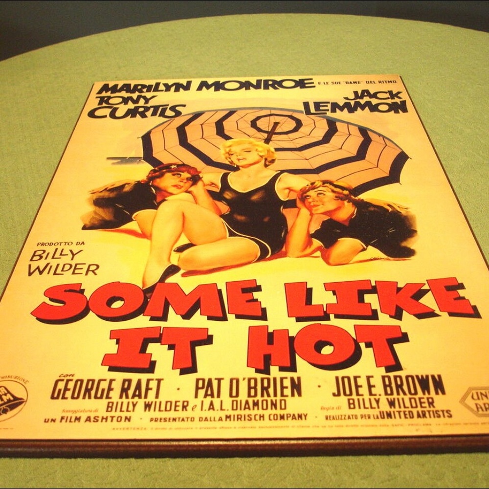 Maryilyn Monroe 'Some Like it Hot' Radio Days 9x13